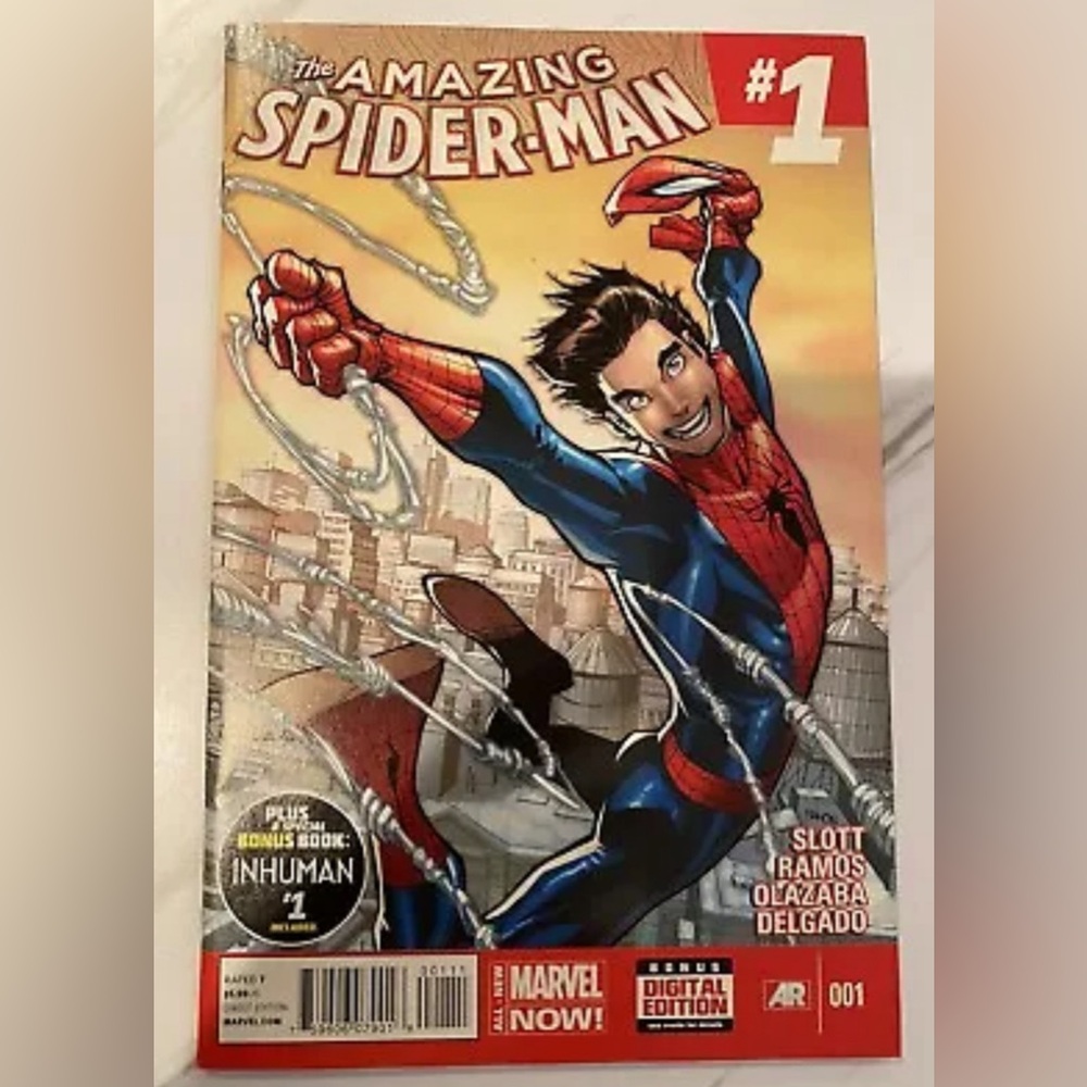 Amazing Spider-Man #1 Marvel 2014 1st appearance Cindy Moon Silk w/ Inhuman #1